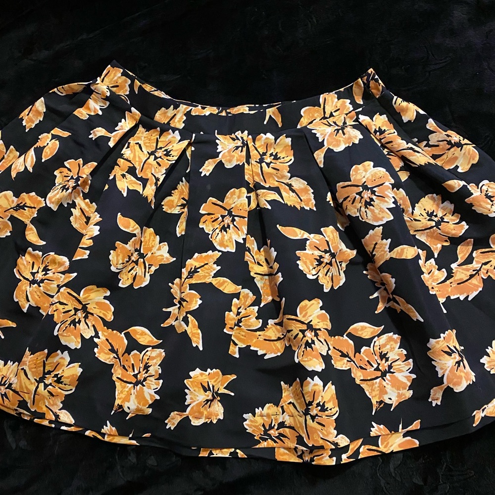 Pleated skirt